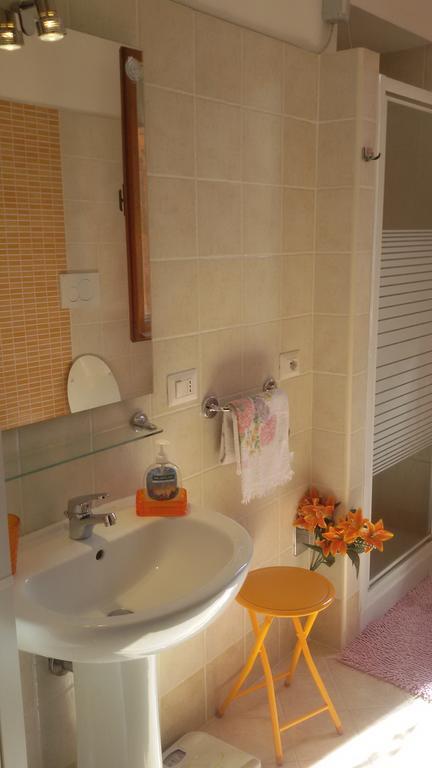 Apartment Via Vittoria Bastia Umbra Buitenkant foto