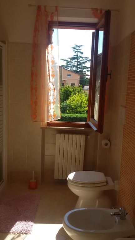Apartment Via Vittoria Bastia Umbra Buitenkant foto